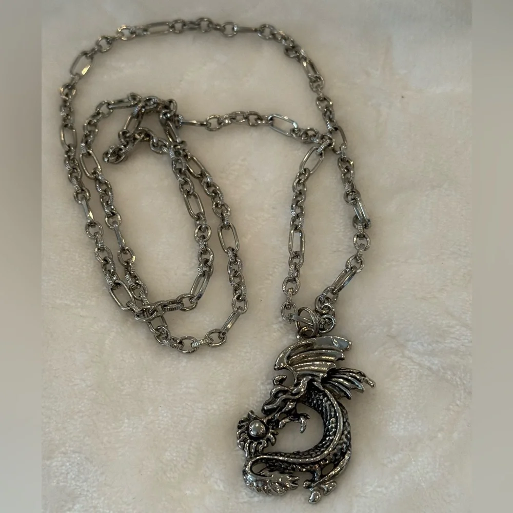 Silver Stainless Steel Dragon Pendant Necklace Gothic Style Unisex - Brand New